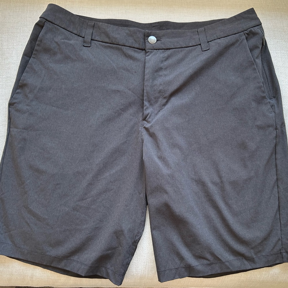 Men’s lululemon shorts. Size L or about 34w with 9in inseam. Like New.